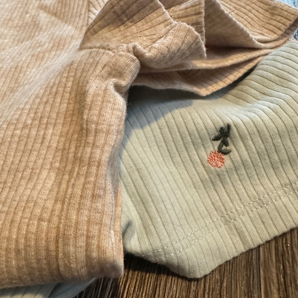 American Eagle Hey Baby Ribbed Short Sleeve Tee Crewneck Top Beige Blue Bundle - Picture 2 of 2